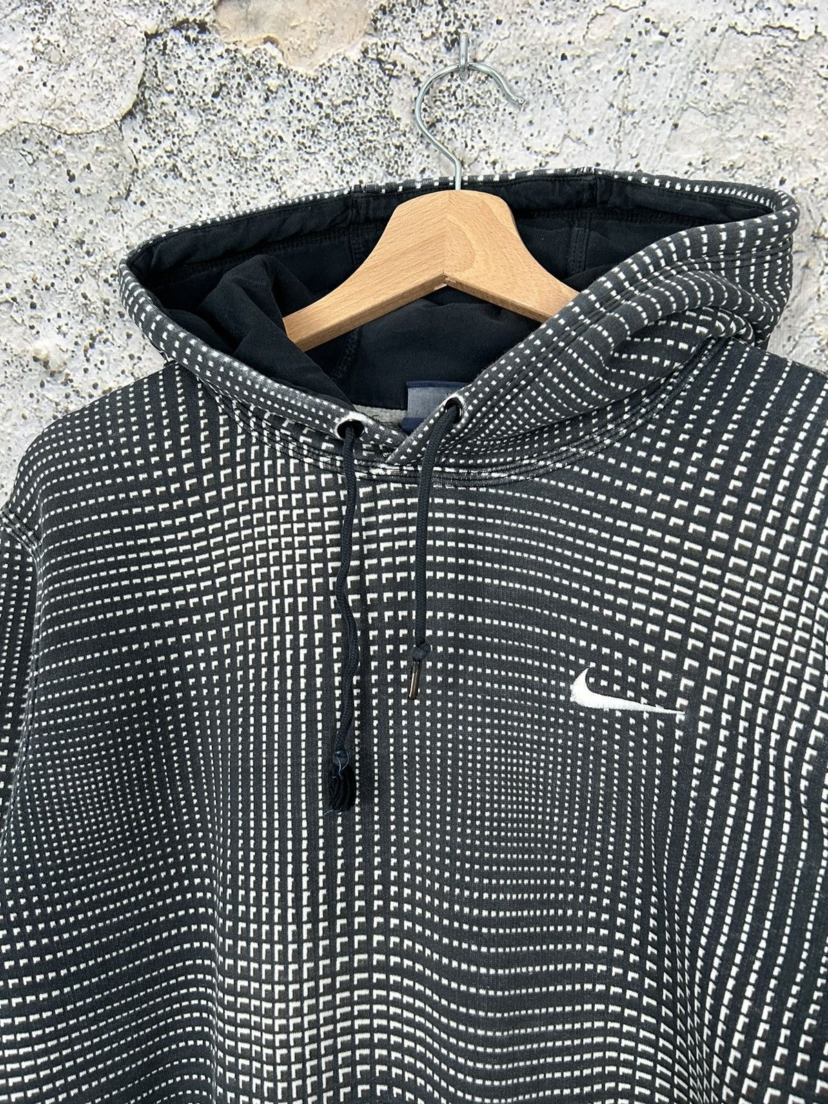 Nike Vintage Nike Swoosh Y2K 00s Hoodie Streetwear Sweatshirt Size US L / EU 52-54 / 3 - 3 Thumbnail