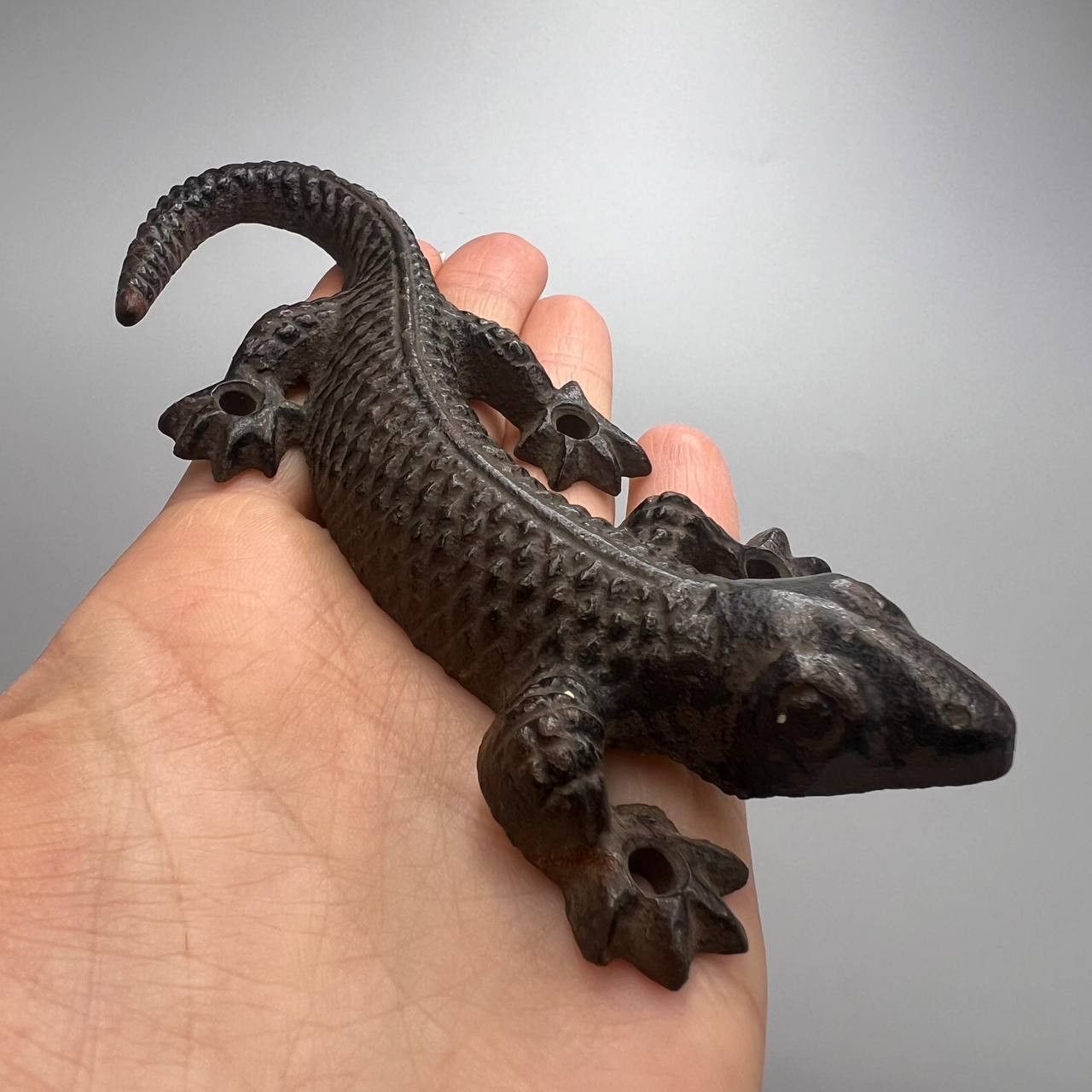 Vintage Vintage Cast Iron Collectible Overlay Figure Statue Lizard Size ONE SIZE - 5 Thumbnail