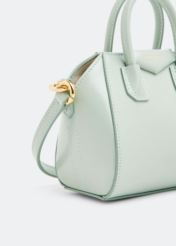 Givenchy o1srvl11e0824 Size: OS / Antigona Medium Bag in Light Green Size ONE SIZE - 2 Thumbnail