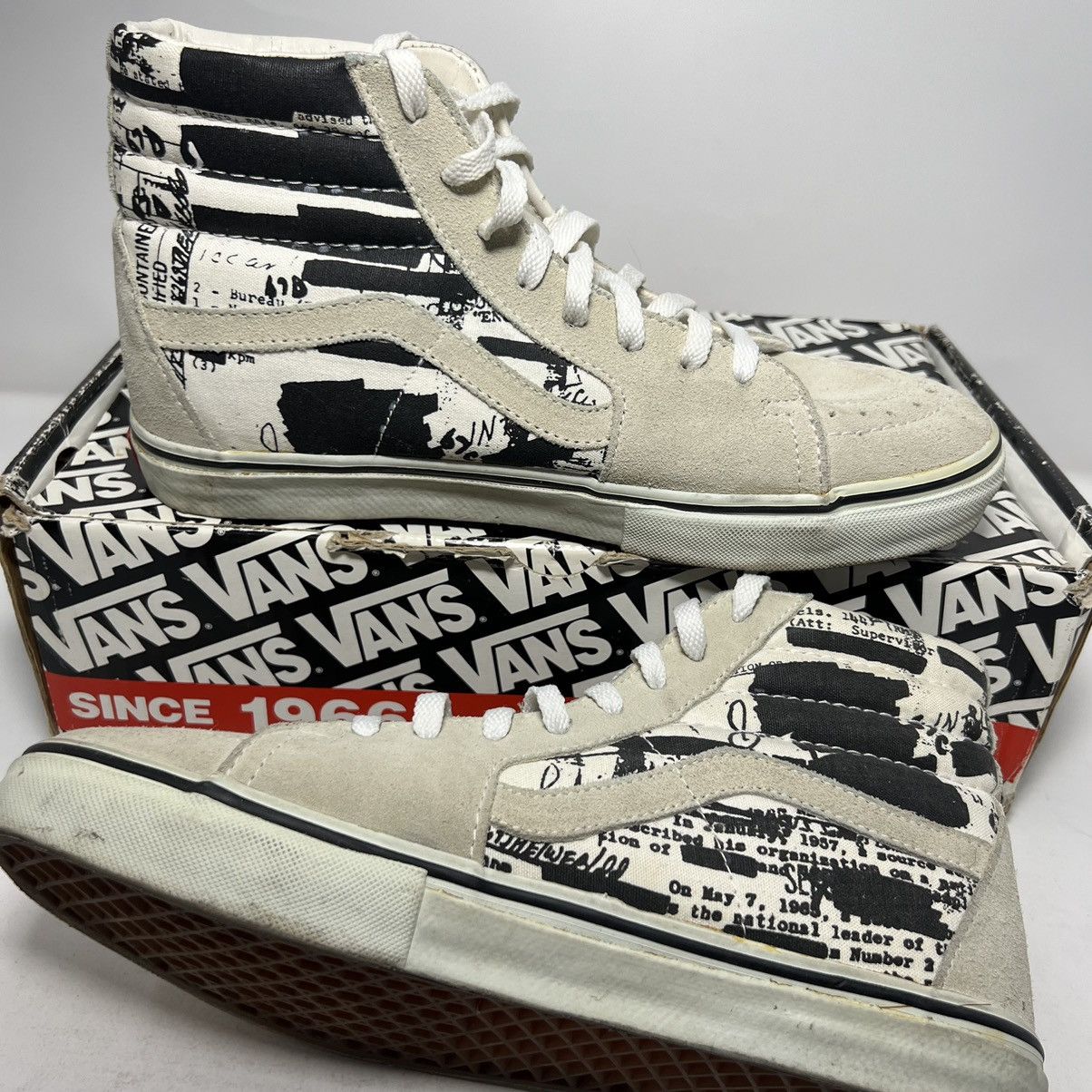 Supreme × Vans × Vintage Supreme x Vans SK8 Hi FBI Classified White 2004 RARE w/ Box Size US 9.5 / EU 42-43 - 6 Thumbnail