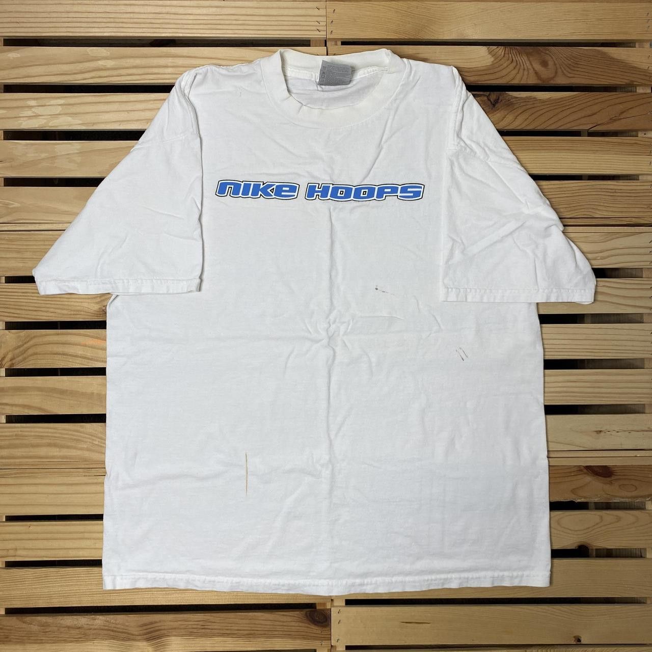 Nike Vintage Nike Hoops White Basketball Tee Size XL Size US XL / EU 56 / 4 - 1 Thumbnail
