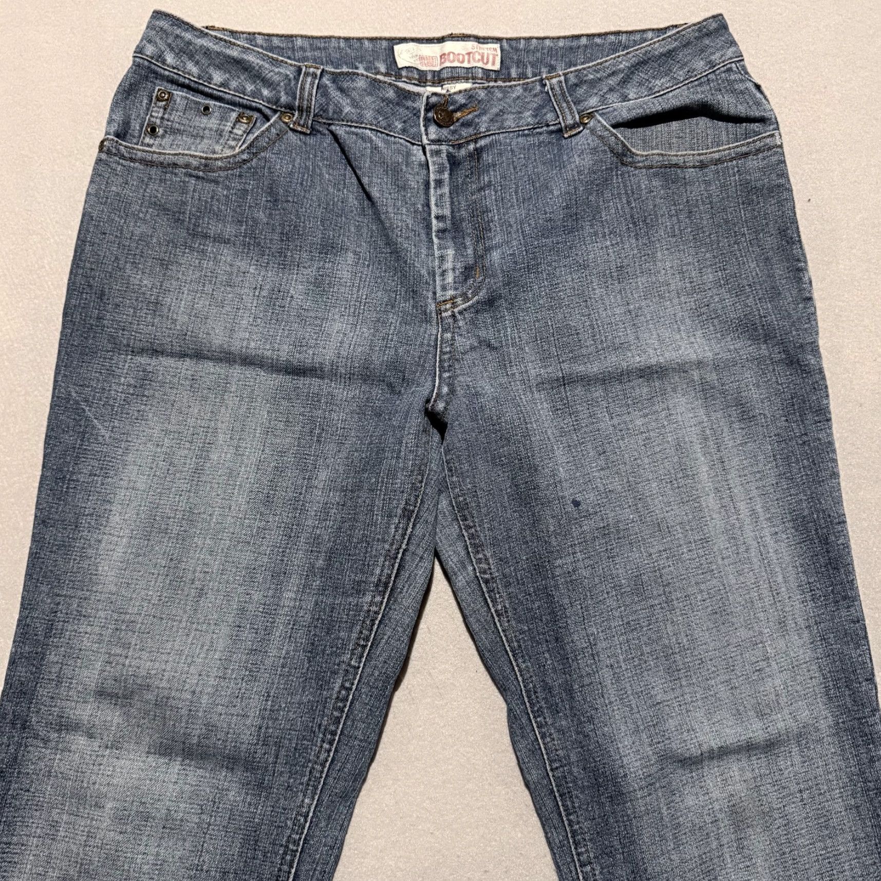 Faded Glory Faded Glory Jeans Women's Blue Mid-Rise Bootcut - 14 Denim, Stretch, 5-Pocket, Regular Fit, Inseam 27 in, Vintage No Size 36" / US 14 / IT 50 - 3 Thumbnail