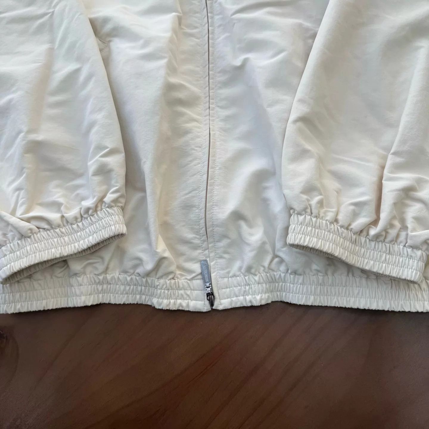 Balenciaga Balenciaga Uniform Zipped Jacket White 2 New Stain Size M / US 6-8 / IT 42-44 - 4 Thumbnail