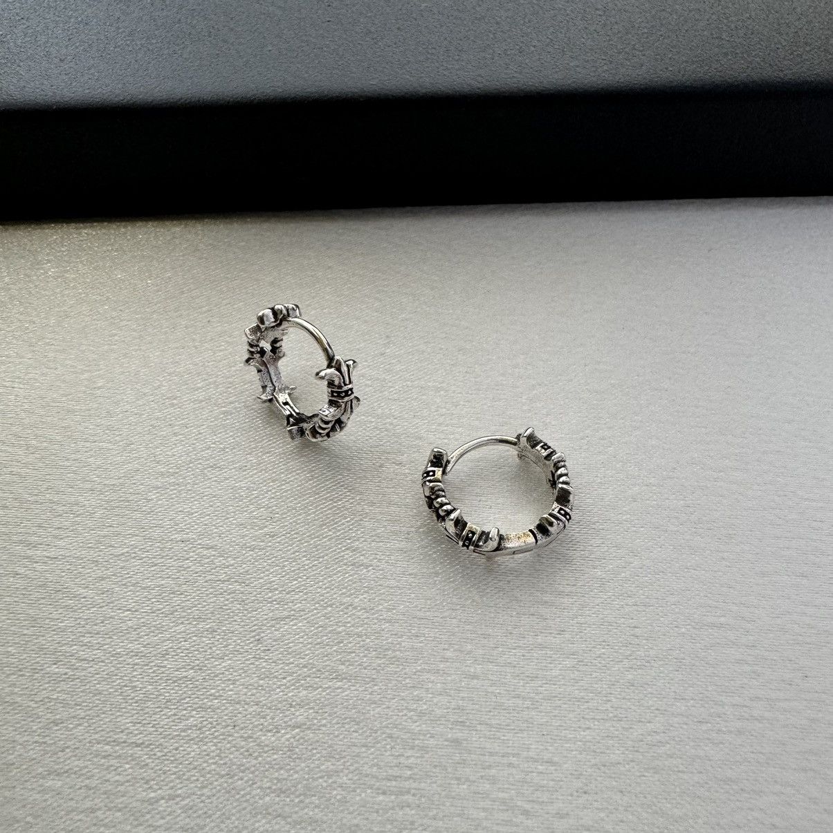 Other 13mm Anchor Small Hoop Earrings for Men Women,Streetwear Size ONE SIZE - 1 Thumbnail