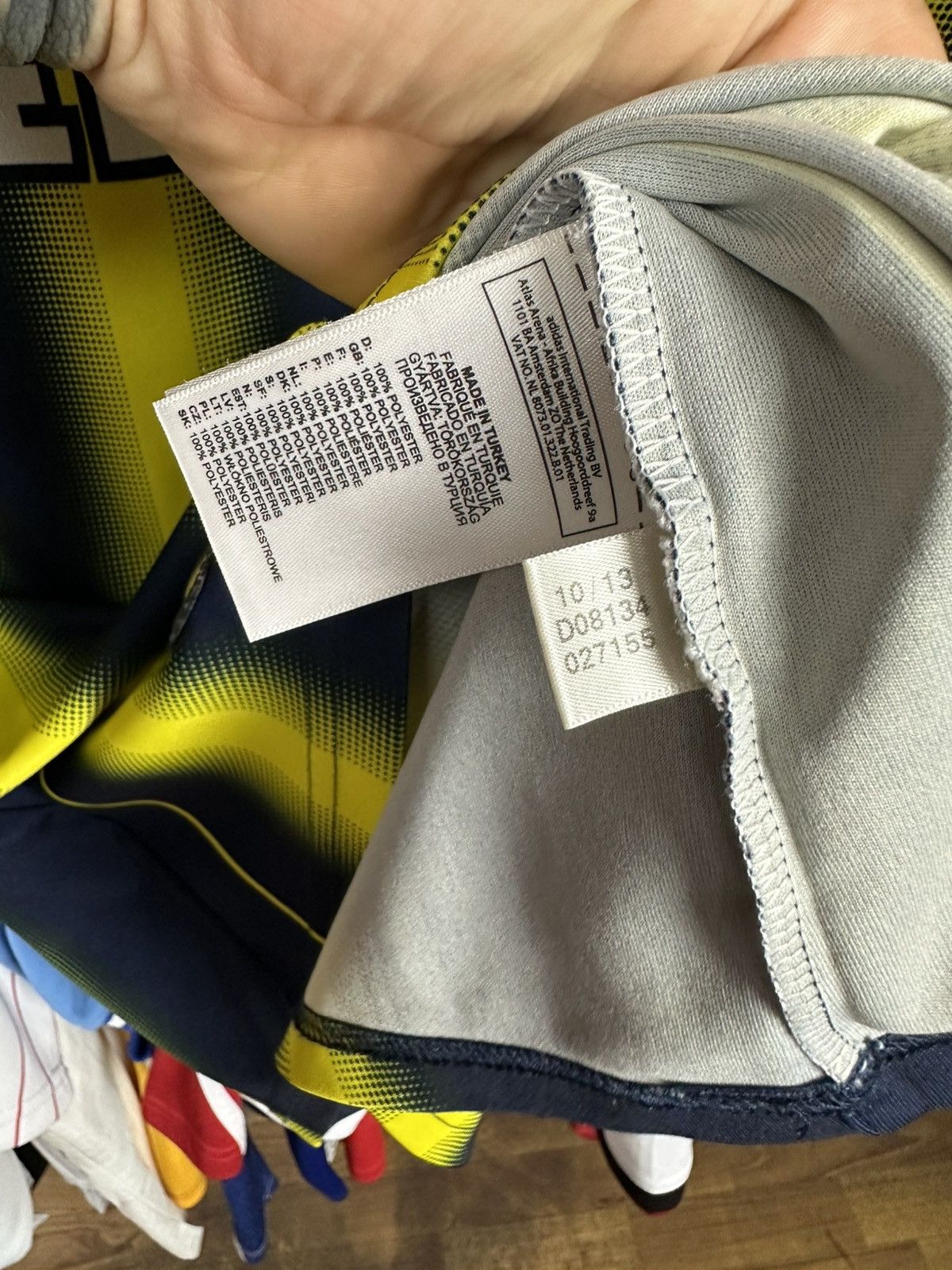 Adidas Adidas Fenerbahce 2013-14 Home Football Shirt Soccer Jersey Size US M / EU 48-50 / 2 - 5 Thumbnail