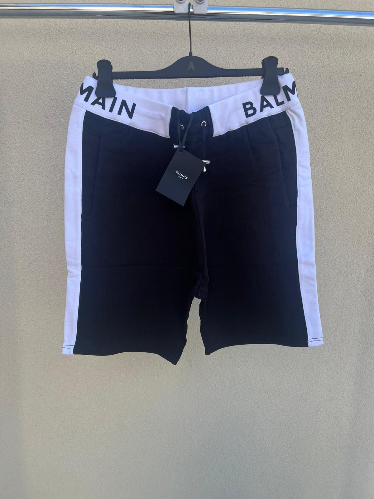 Logo Waist Band Shorts in Black White