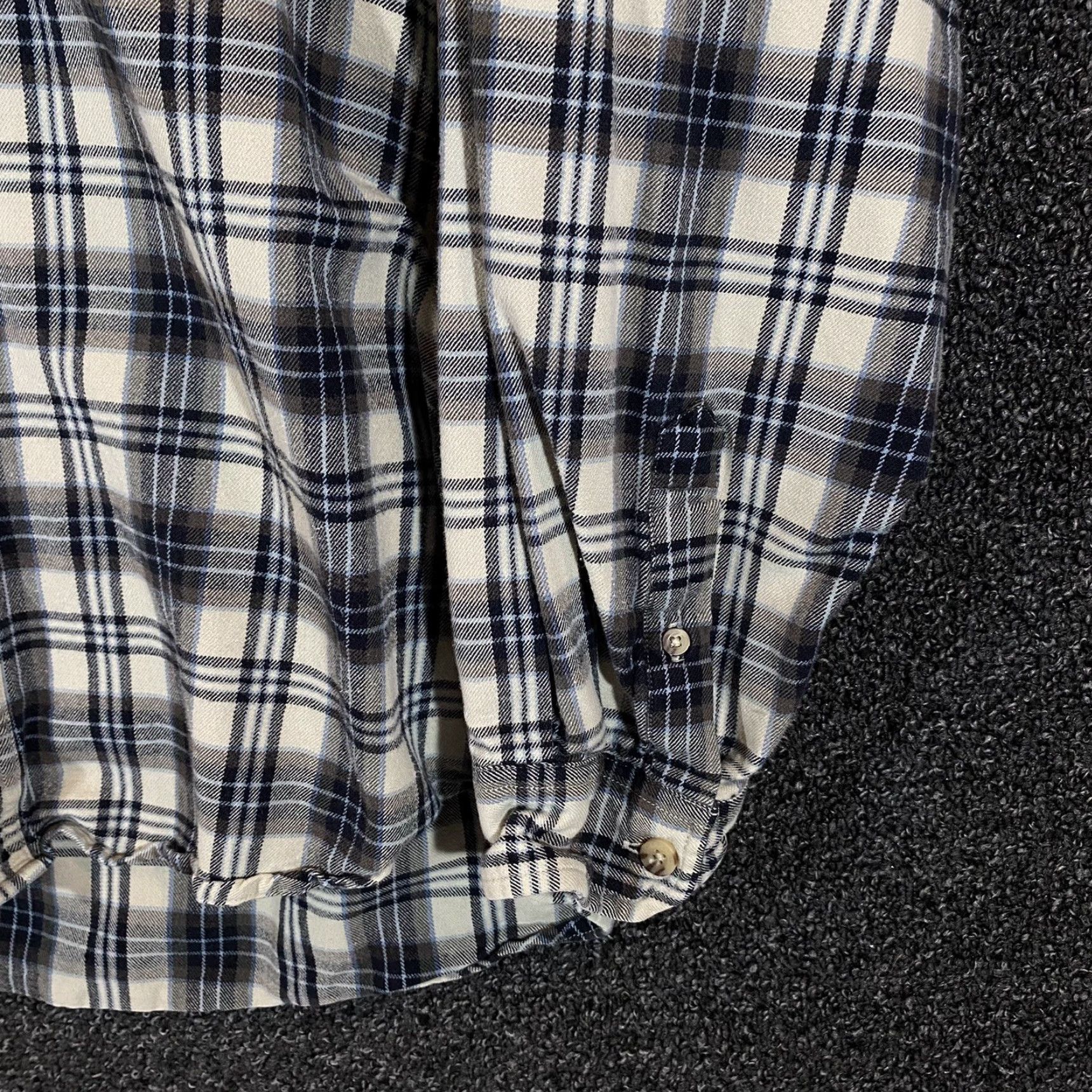 Carhartt Carhartt Button Down Shirt Mens XL Black Gray Plaid Long Sleeve Workwear Chore Size US XL / EU 56 / 4 - 5 Thumbnail