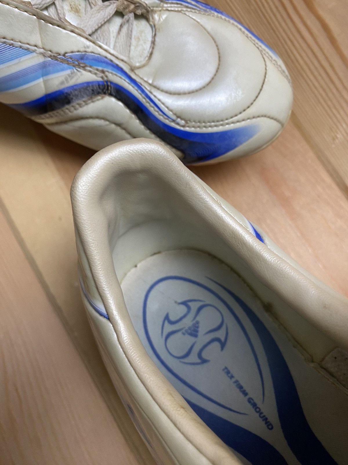 Adidas × Vintage Vintage adidas Soccer boots F10 size 10 US Size US 10 / EU 43 - 9 Thumbnail