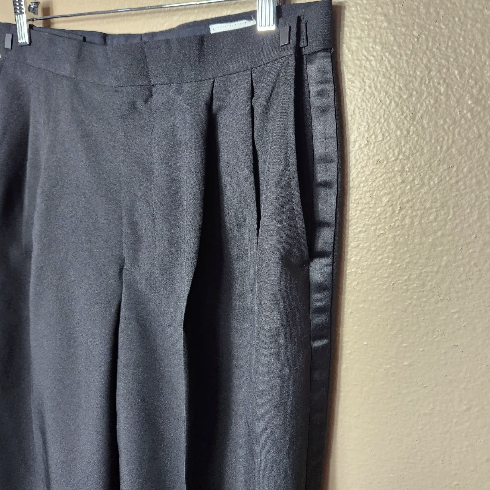 Vintage VINTAGE Stage Accents Black Adjustable Waist Pleated Tuxedo Pants Theater-Size 33-35 Mens Size 44L - 3 Thumbnail
