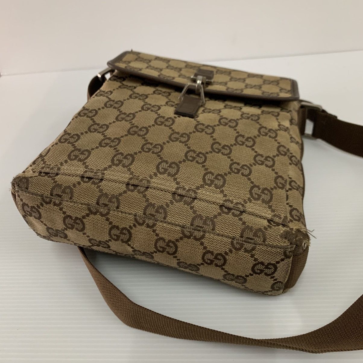 Gucci Gucci Monogram Canvas Slingbag Size ONE SIZE - 7 Thumbnail