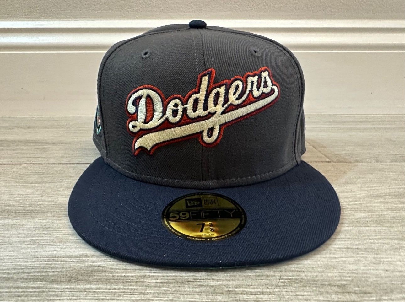 image of Mlb x New Era La Los Angeles Dodgers Lids New Era Sea Fog Fitted Size 7 3/8 in Graphite Grey, Men's