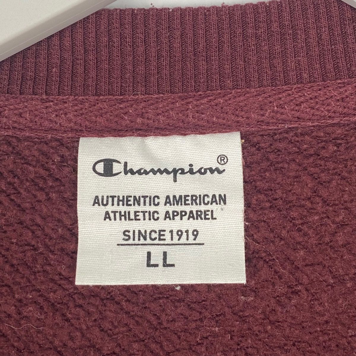 Other Vintage Champion Sweatshirt Crewneck Maroon Big Logo Size L Size US L / EU 52-54 / 3 - 6 Thumbnail