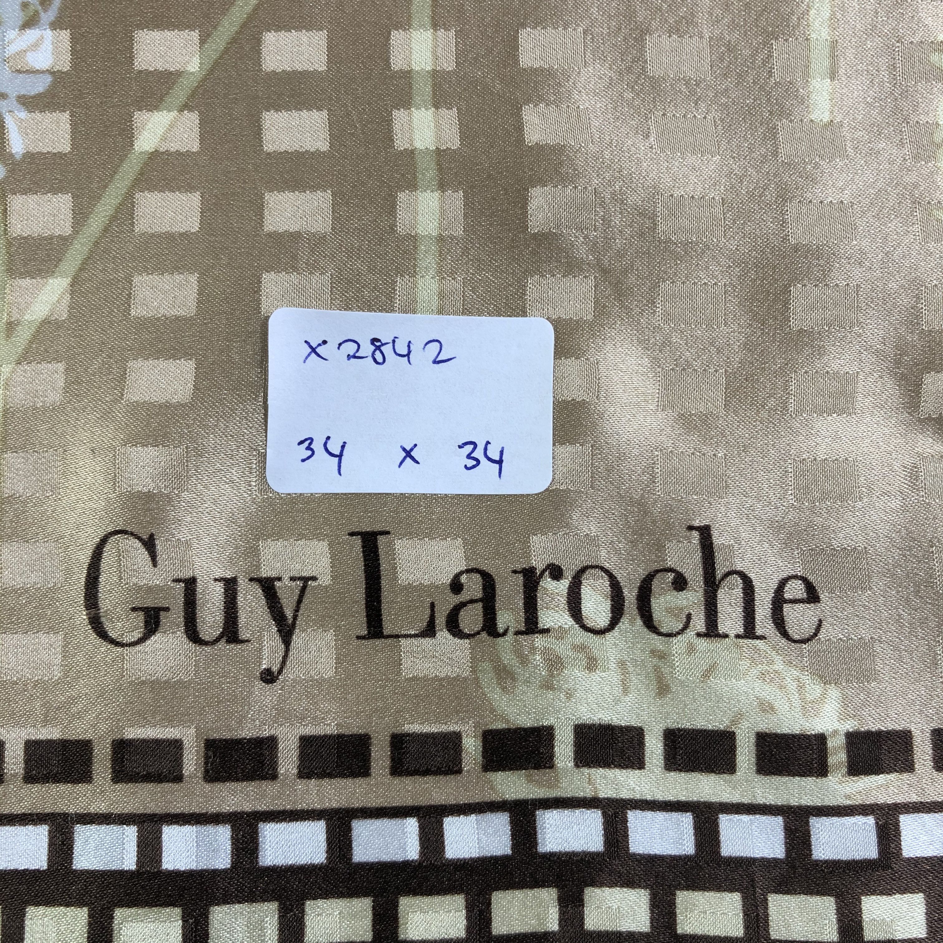 Guy Laroche × Vintage Vintage Guy Laroche Silk Scarf Size ONE SIZE - 7 Thumbnail