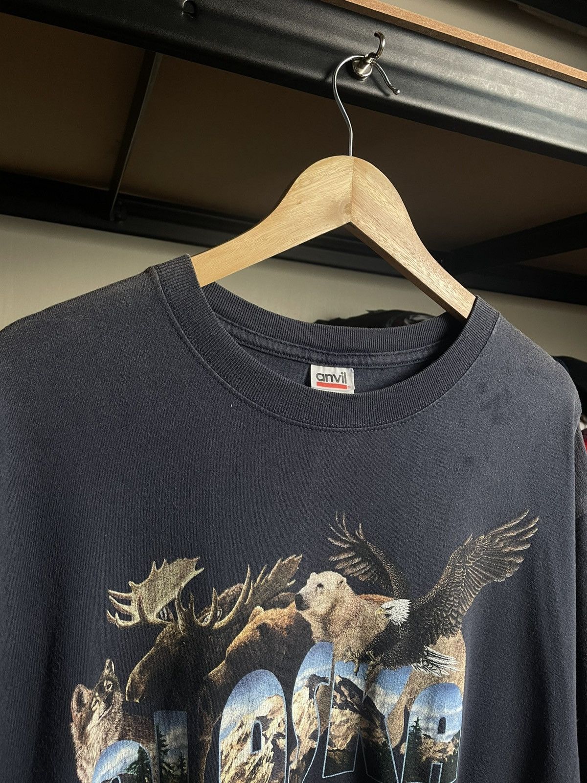 Anvil vintage Alaska wildlife graphic t-shirt Size US XL / EU 56 / 4 - 3 Thumbnail
