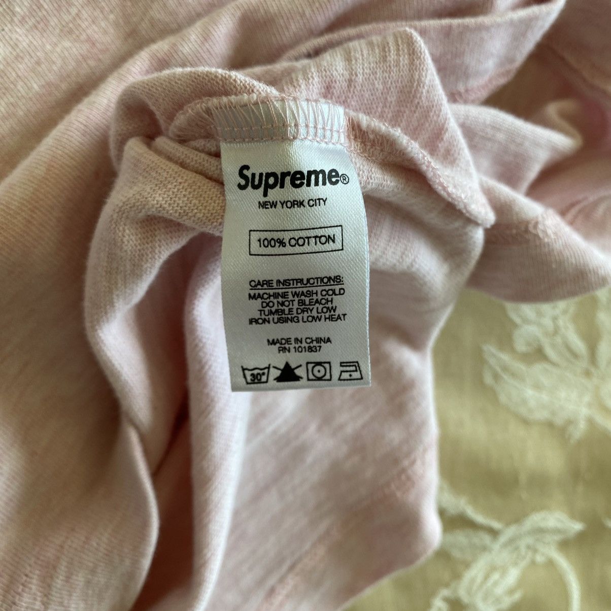 Supreme Supreme Warp Logo Shirt Pullover Hoodie Pink 2018 Size US S / EU 44-46 / 1 - 6 Thumbnail