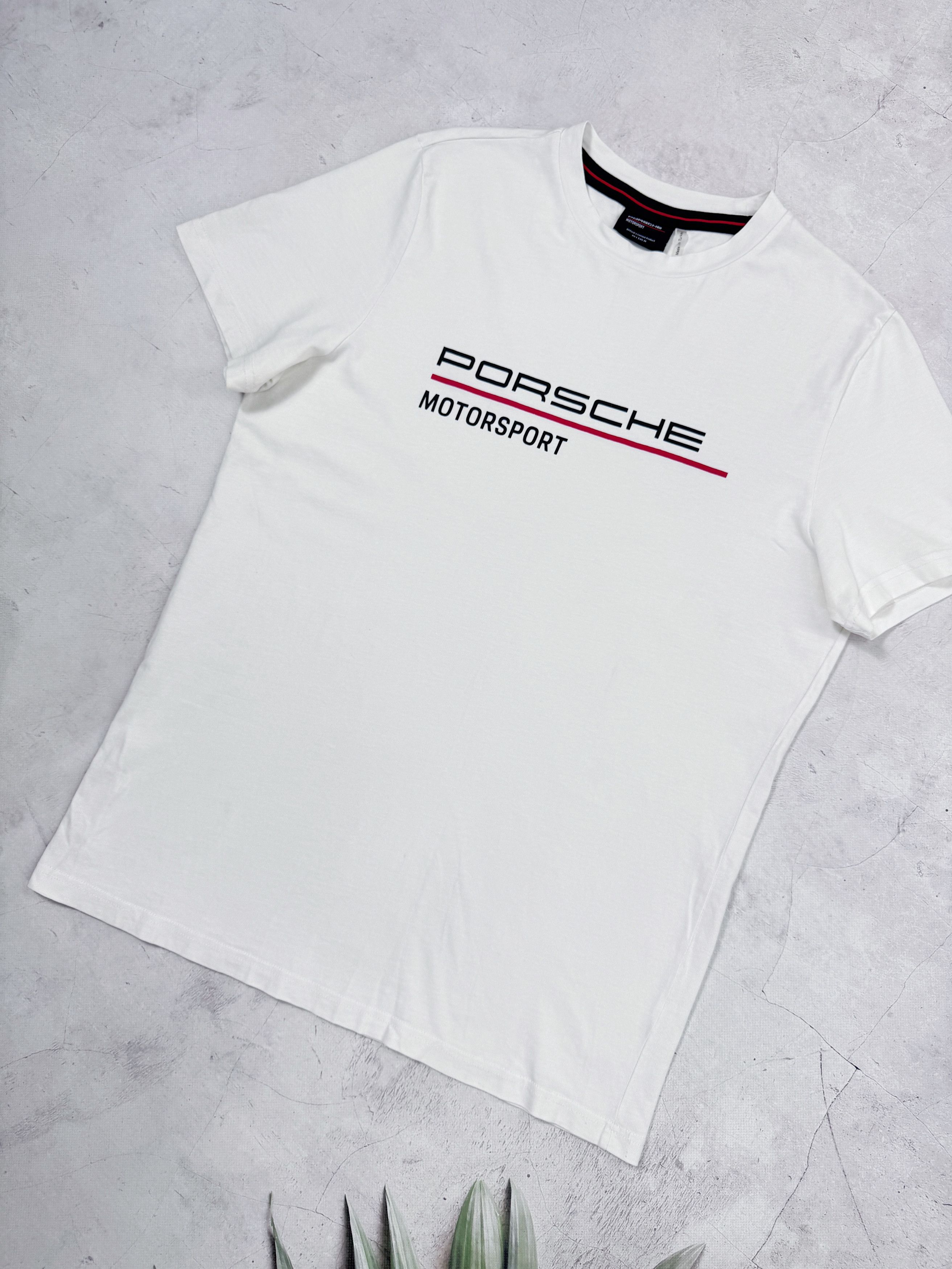 Porsche Design Porsche Motorsport T-Shirt Racing Printed Central Logo Size US M / EU 48-50 / 2 - 3 Thumbnail
