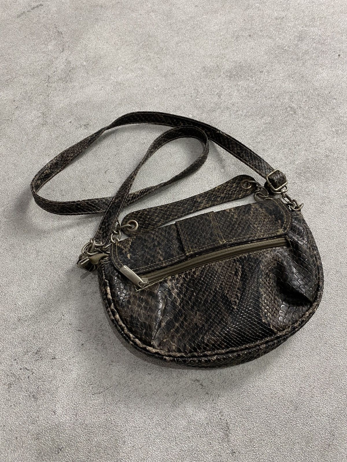 14th Addiction 2000s Snake skin leather sling bag Size ONE SIZE - 3 Thumbnail