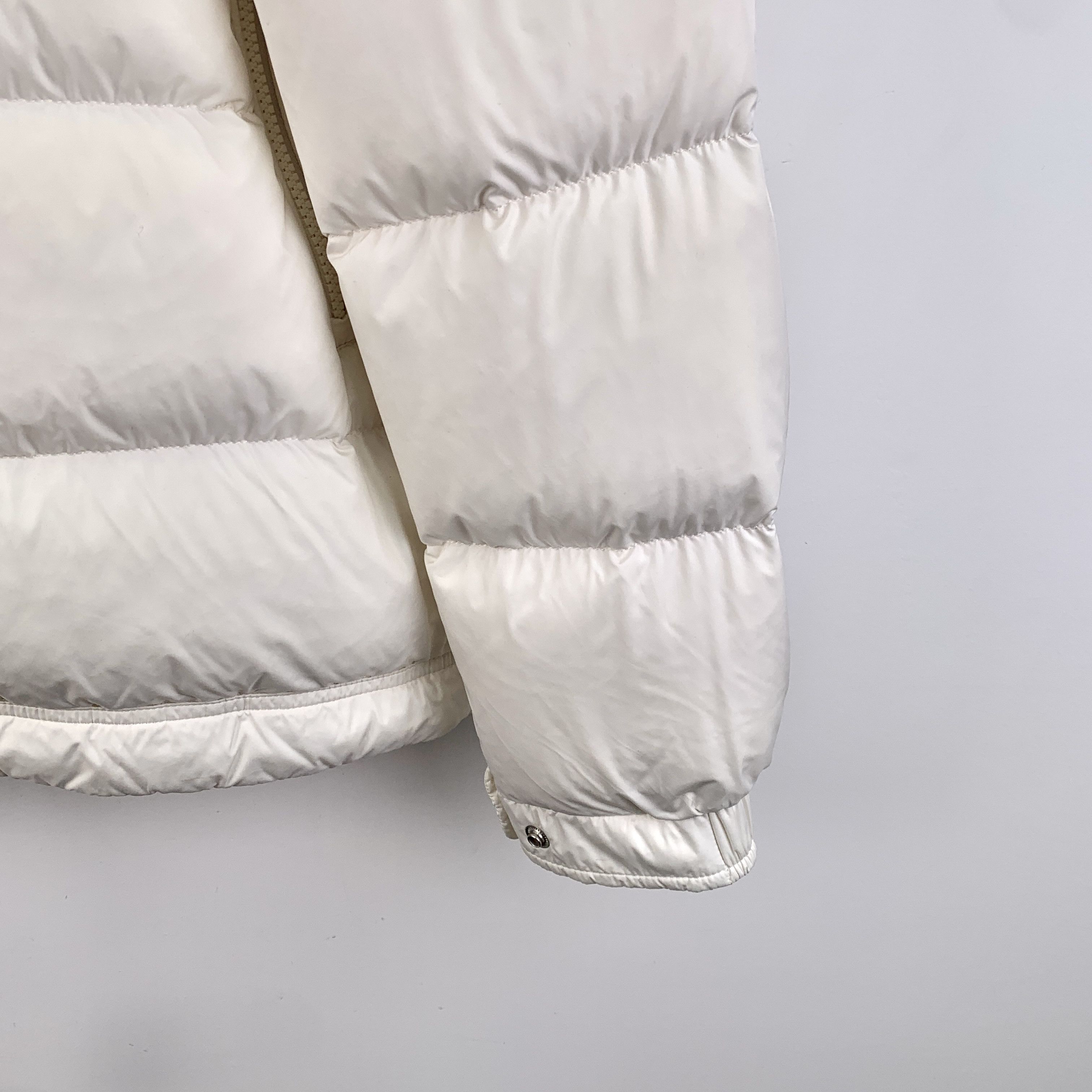 Moncler Moncler Poirier White Hooded Down Jacket (4) Size US XL / EU 56 / 4 - 7 Thumbnail
