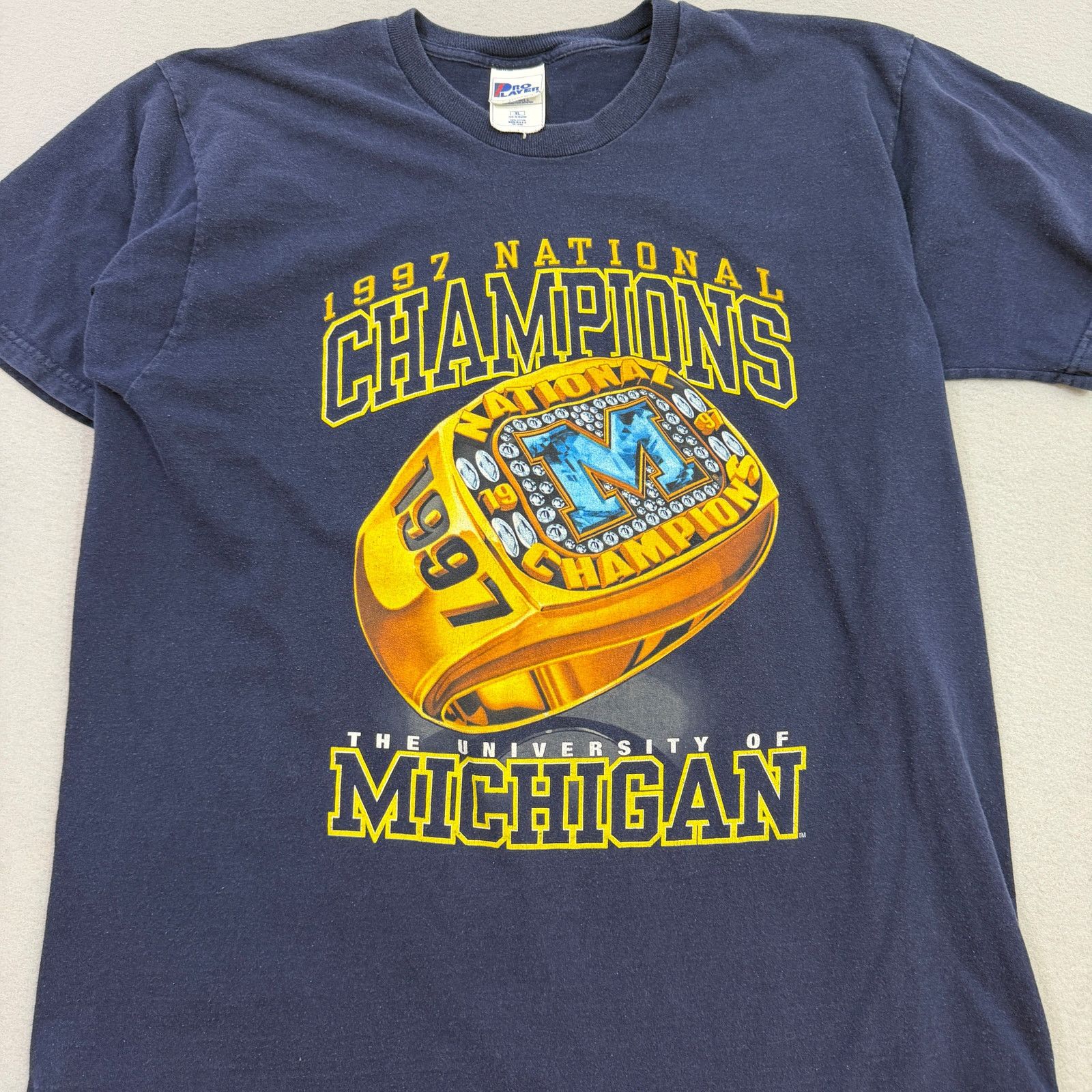 Vintage Vintage Michigan Wolverines National Championship Ring Shirt Size US XL / EU 56 / 4 - 2 Thumbnail