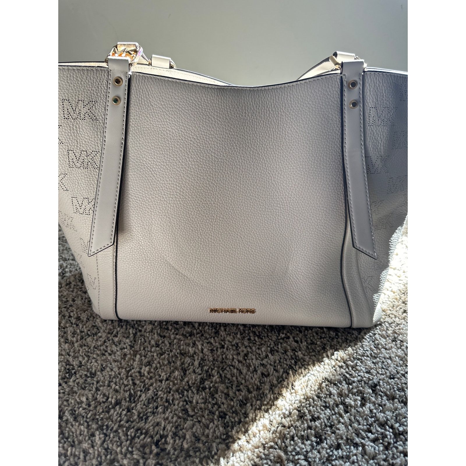Michael Kors Michael Kors Size ONE SIZE - 1 Thumbnail
