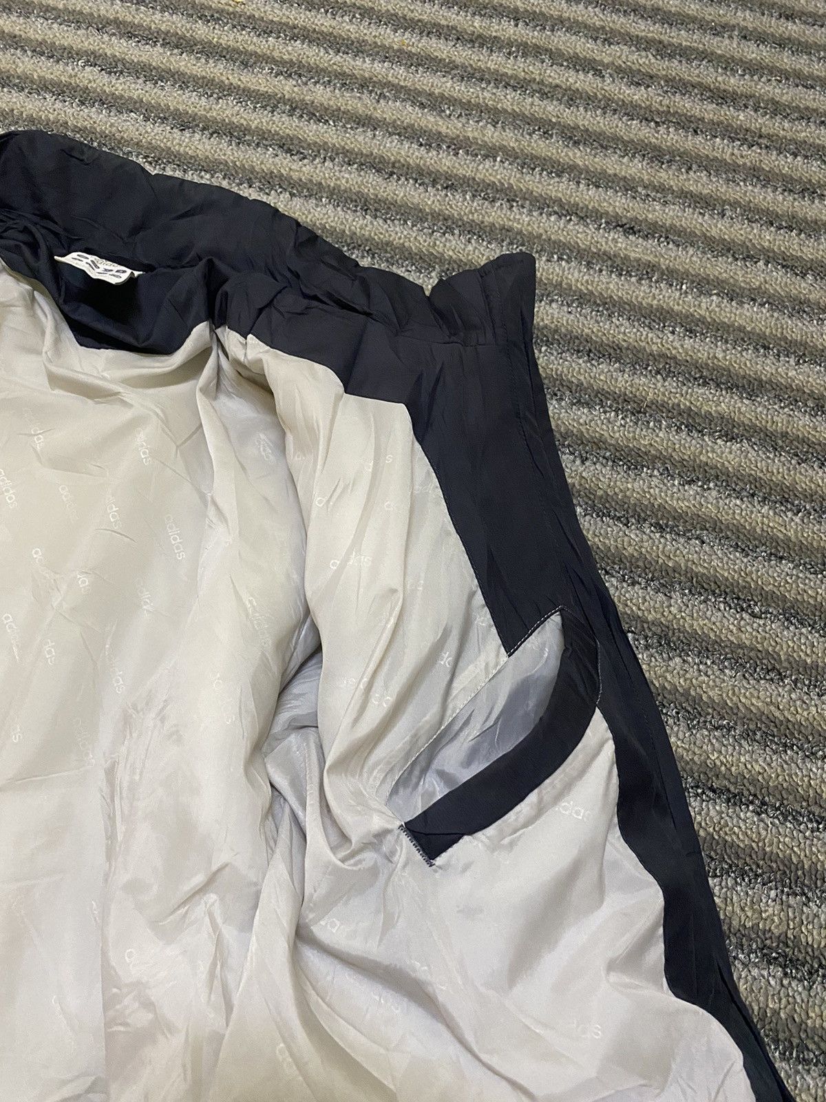 Adidas ADIDAS JACKET Size US S / EU 44-46 / 1 - 10 Thumbnail