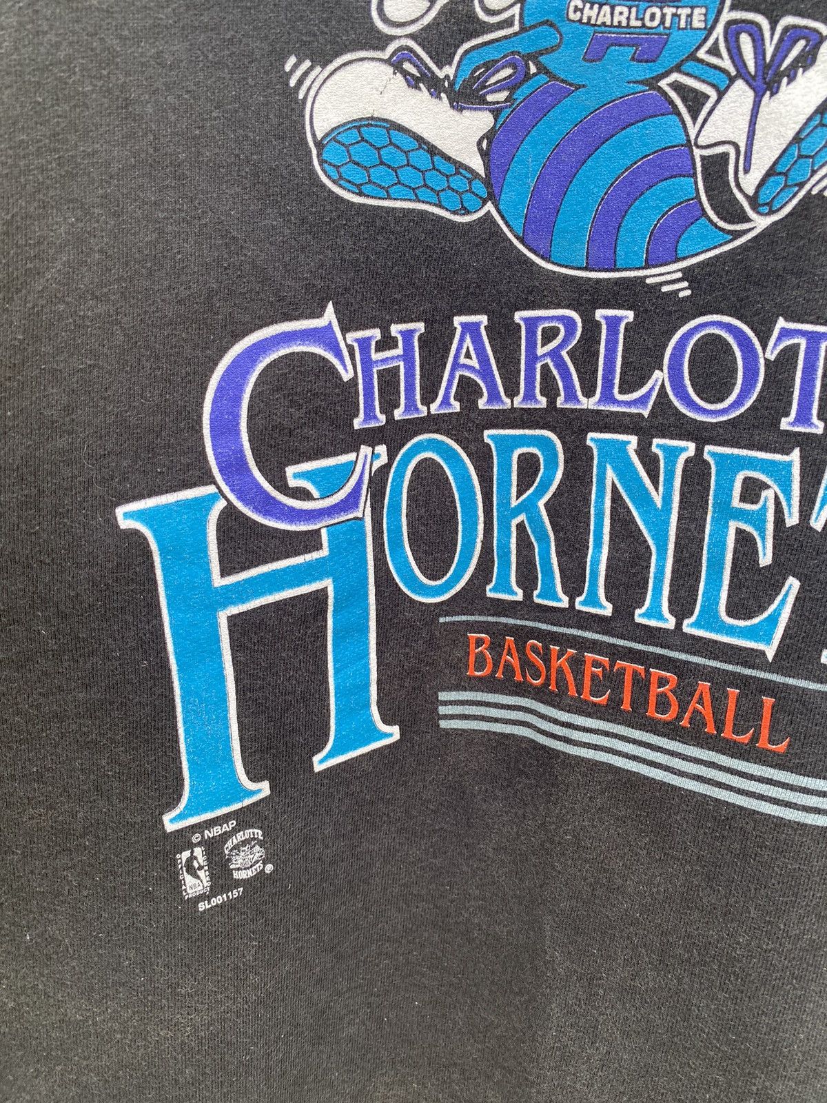 NBA × Vintage Rare Vintage Charlotte Hornets basketball NBA sweatshirt Size US L / EU 52-54 / 3 - 5 Thumbnail