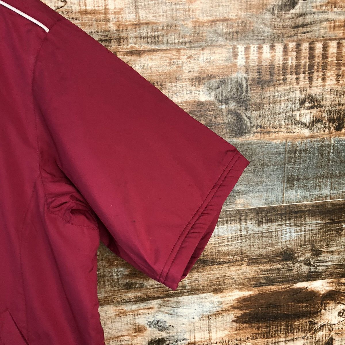 Japanese Brand Munsingwear Maroon shirt #A2204 Size US L / EU 52-54 / 3 - 8 Thumbnail