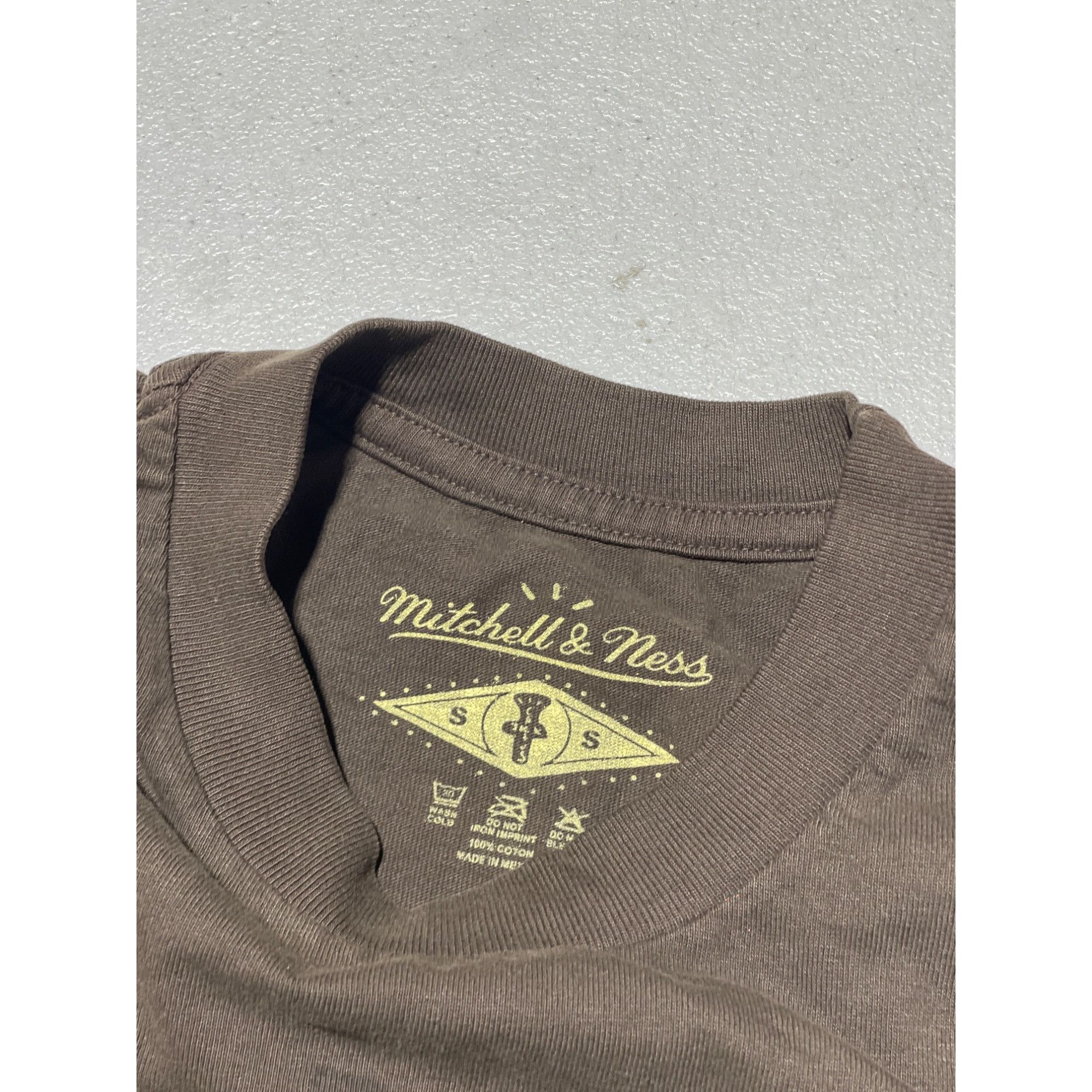 Travis Scott NEW CACTUS JACK TRAVIS SCOTT x MITCHELL & NESS MICHIGAN TEE Size US S / EU 44-46 / 1 - 4 Thumbnail