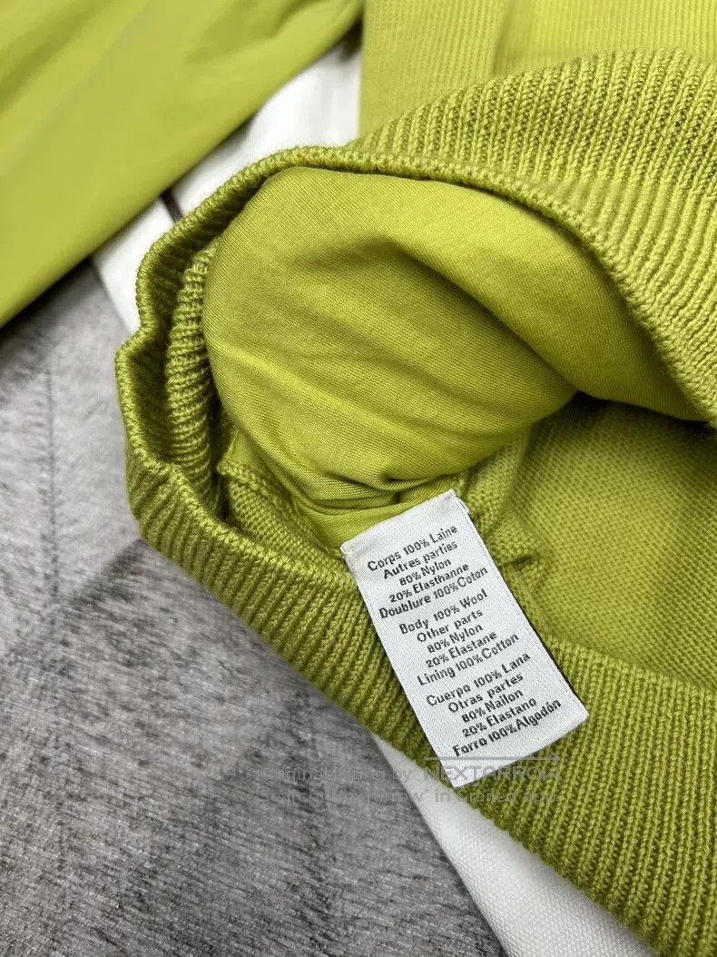 Hermes Hermes Wool Blend Knit Jacket, Gold Medal Wool and Nylon B Size US XL / EU 56 / 4 - 6 Thumbnail