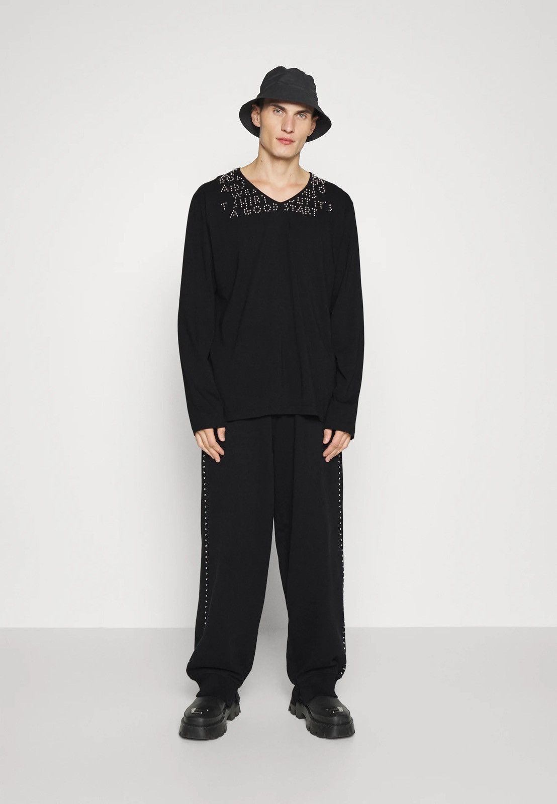 Maison Margiela !DS! SS22 Maison Margiela Studded Black Longsleeve T-Shirt Size US M / EU 48-50 / 2 - 2 Thumbnail