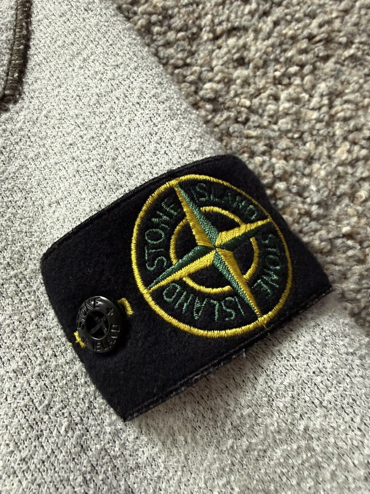 Stone Island Stone Island Sweat Shorts Compass Badge Beige Size L Size US 34 / EU 50 - 3 Thumbnail