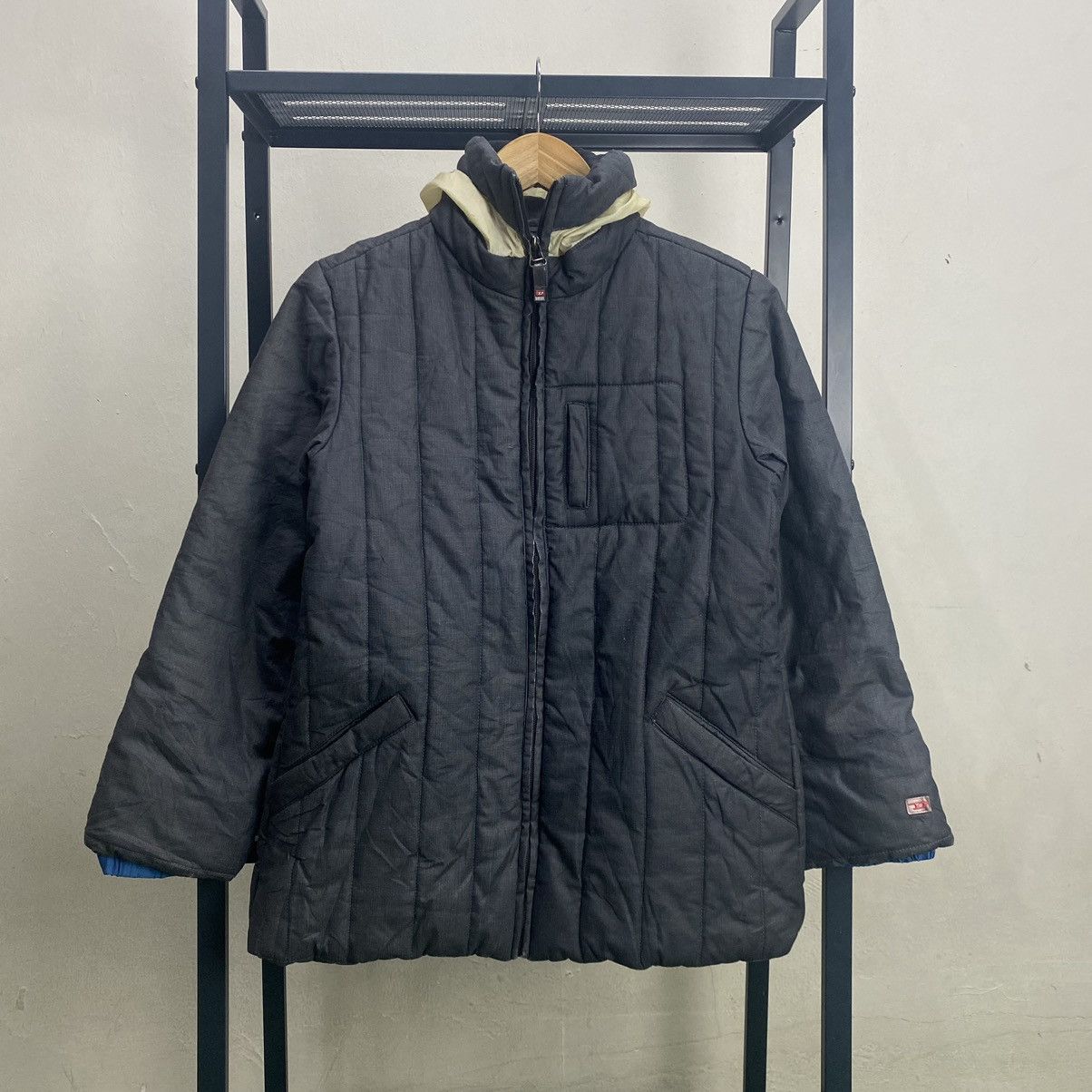 Diesel Multi Pocket Light Puffer Jacket Sz L