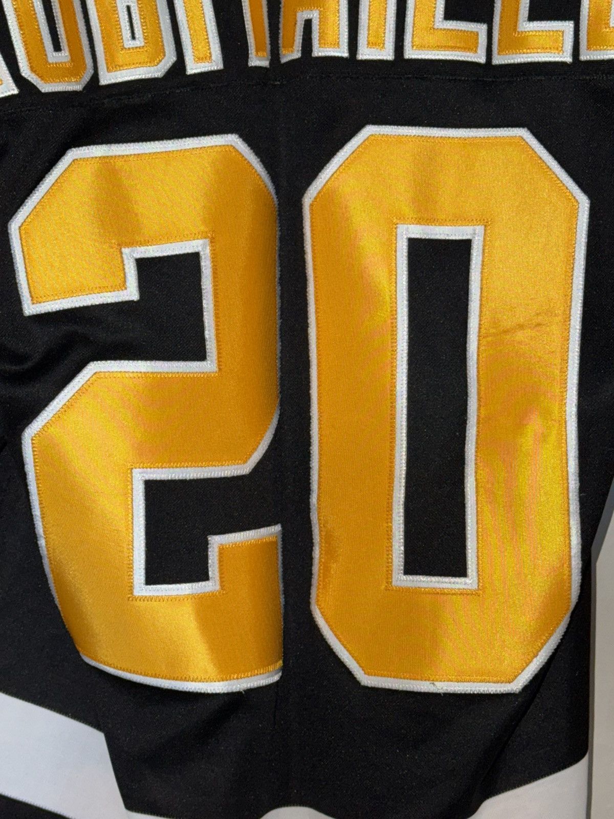 Ccm CCM NHL Hockey Pittsburgh Penguins Luc Robitaille Jersey Men Size US L / EU 52-54 / 3 - 5 Thumbnail
