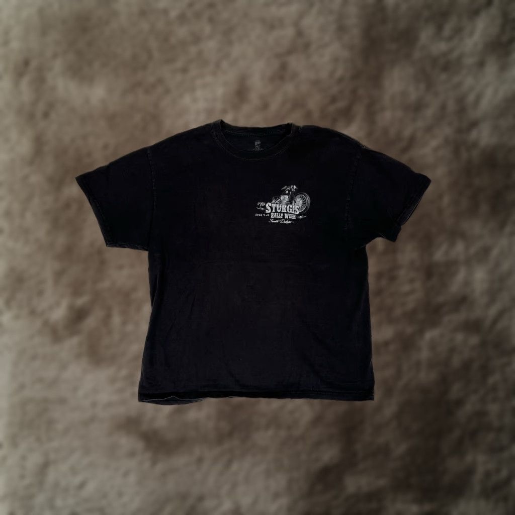 Gildan VINTAGE 2014 Sturgis T-Shirt Mens Size Large “Thunder In The Hills” Y2K Graphic Skeleton Biker 90s Shirt Size US L / EU 52-54 / 3 - 1 Thumbnail