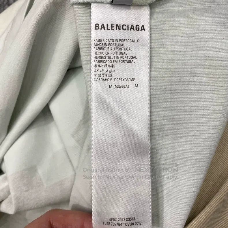 Balenciaga Balenciaga Off-White Destroyed Bitcoin Double B Short Slee Size US M / EU 48-50 / 2 - 5 Thumbnail