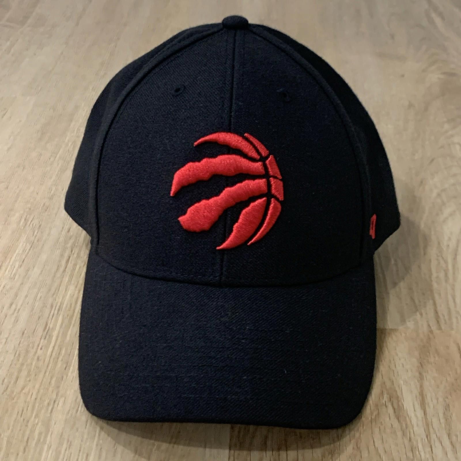 47 Brand New Men's Toronto Raptors MVP Primary Red Logo Black Cap Size ONE SIZE - 2 Thumbnail