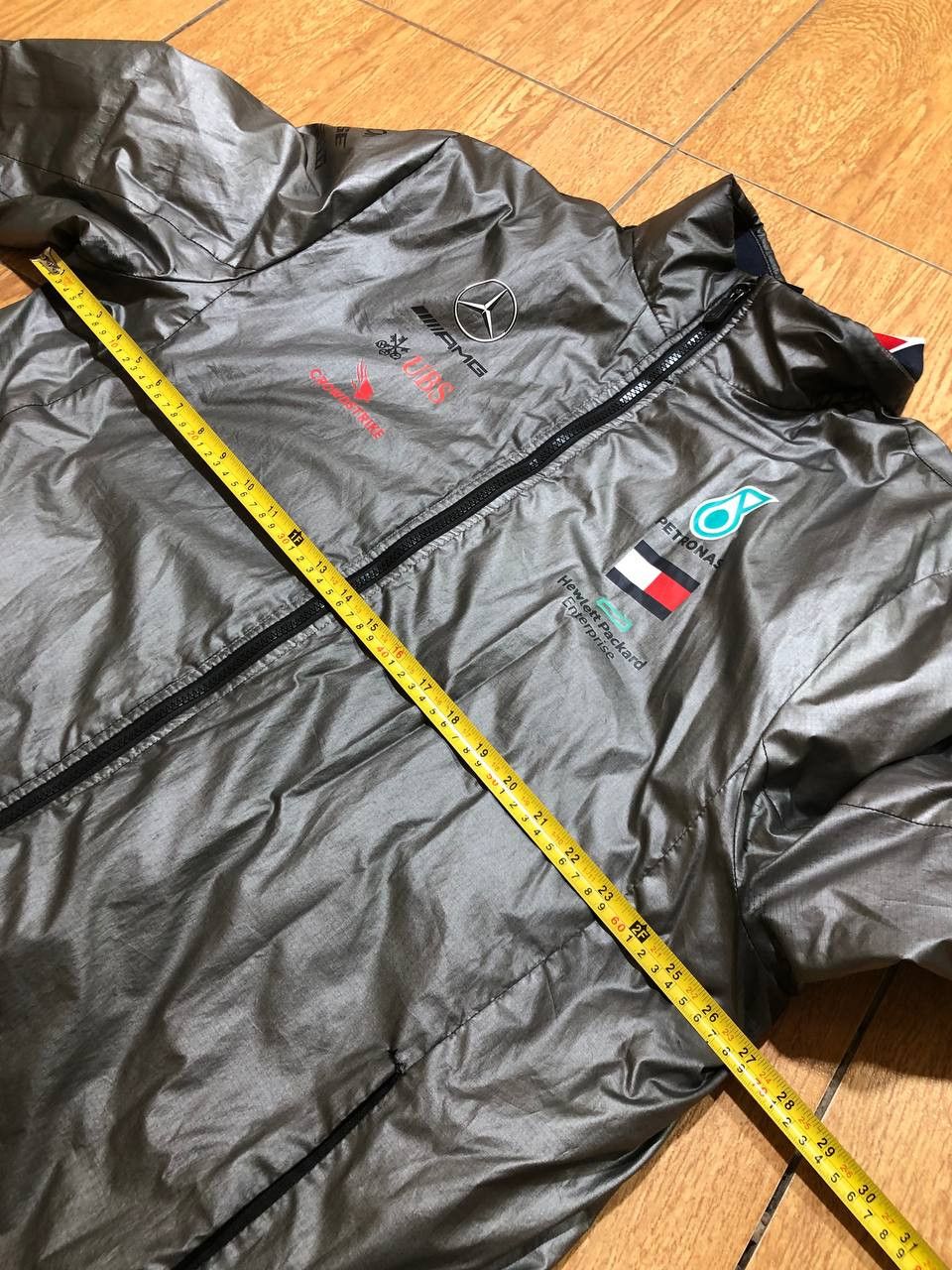 Mercedes-Benz Mercedes-AMG Petronas F1 Motorsport Team jacket Size US XXL / EU 58 / 5 - 14 Thumbnail