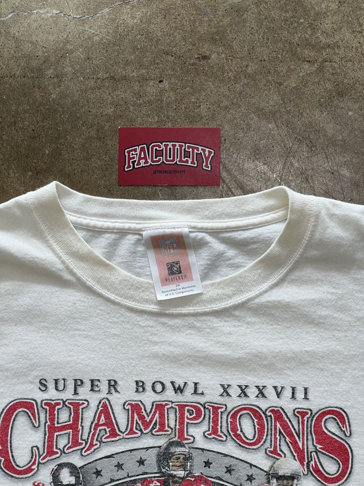 NFL × Vintage Vintage NFL 2003 Super Bowl XXXVII Tampa Buccaneers Tee XXL Size US XXL / EU 58 / 5 - 3 Thumbnail