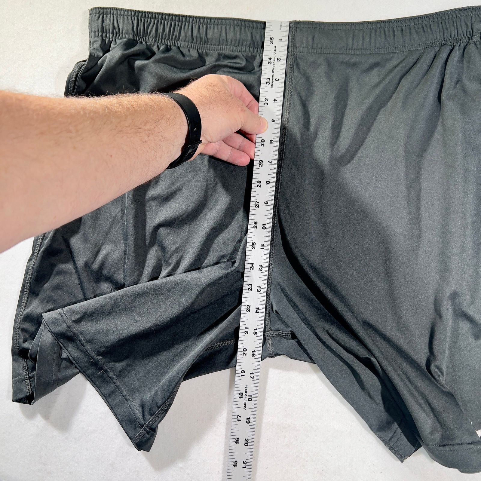Nike Nike Dri-Fit Rams Football Shorts Men's W42" (Unstretched) Size US 42 / EU 58 - 11 Thumbnail