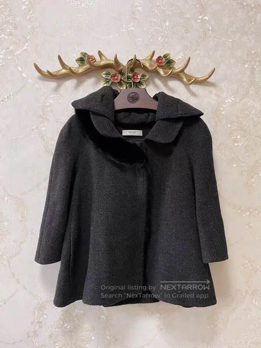 Prada Prada Runway Hepburn Style Mink Coat. Size M / US 6-8 / IT 42-44 - 1 Thumbnail