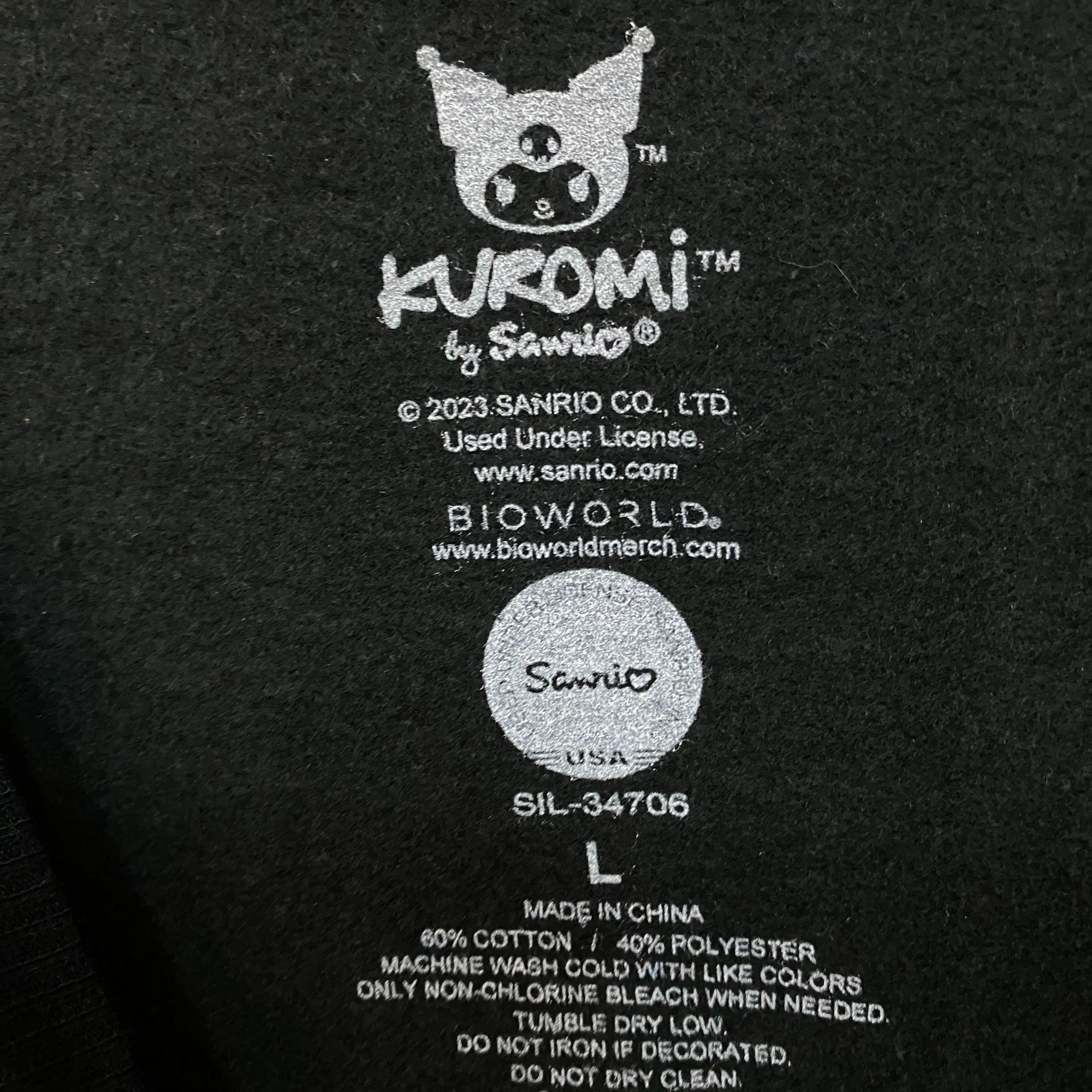 Disney Kuromi skulls Crewneck sweater size large Size L / US 10 / IT 46 - 4 Thumbnail