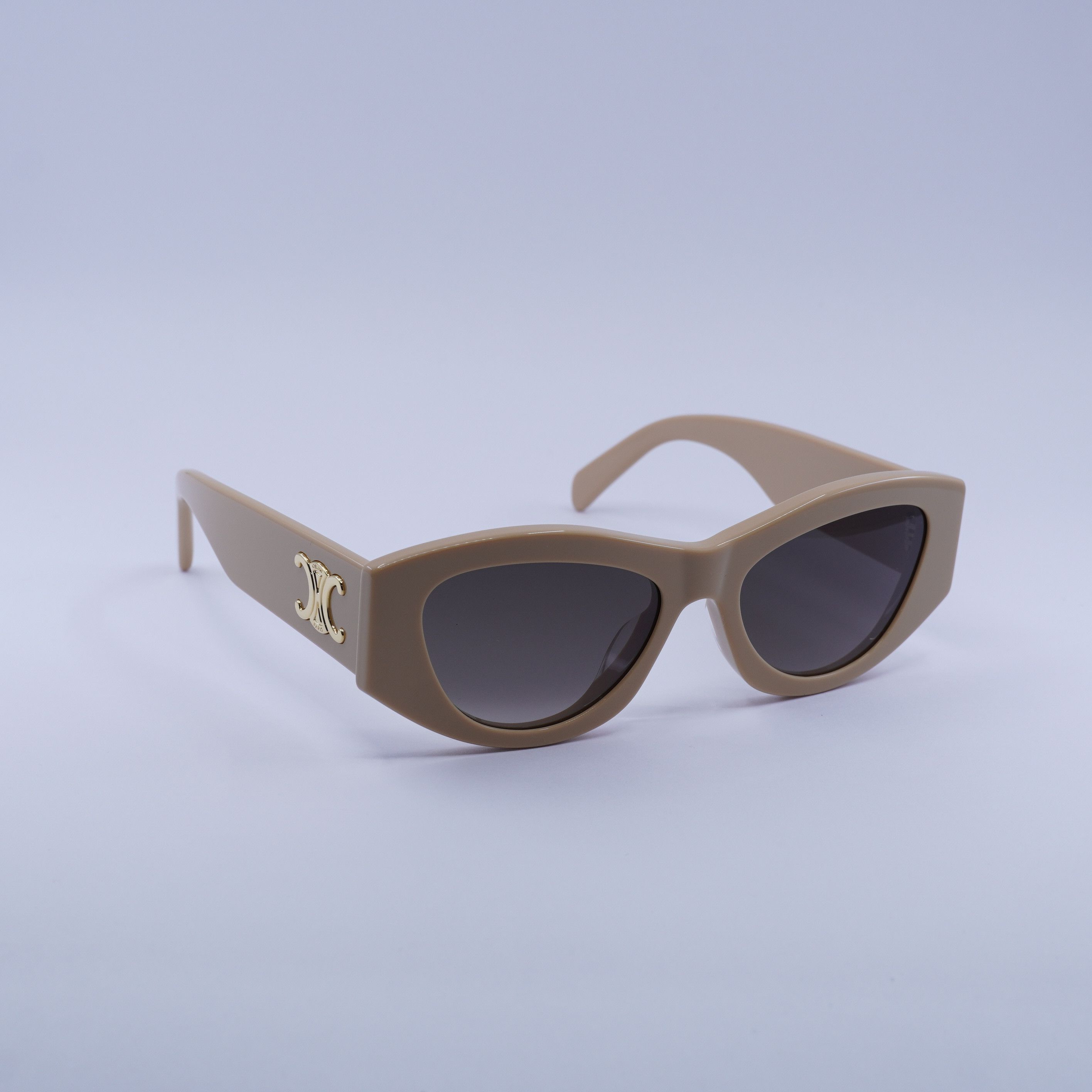 NEW CL40308U 57B CELINE BEIGE NUDE WOMEN SUNGLASSES CELINE Celine Cocoon Sunglasses NEW CELINE CL40308U 57B BEIGE NUDE  main image 3