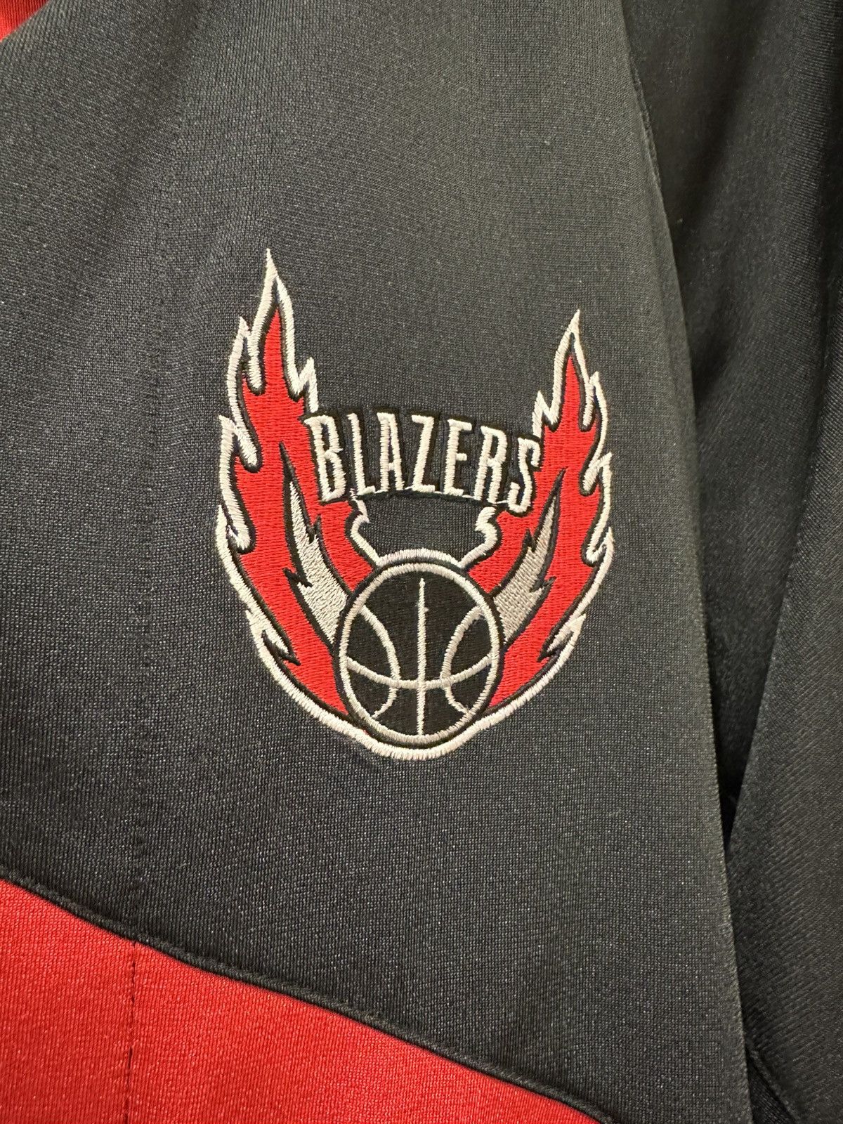 NBA × Nike × Vintage Vintage Nike NBA Trailblazers Authentic WarmUp Jacket Size US M / EU 48-50 / 2 - 3 Thumbnail