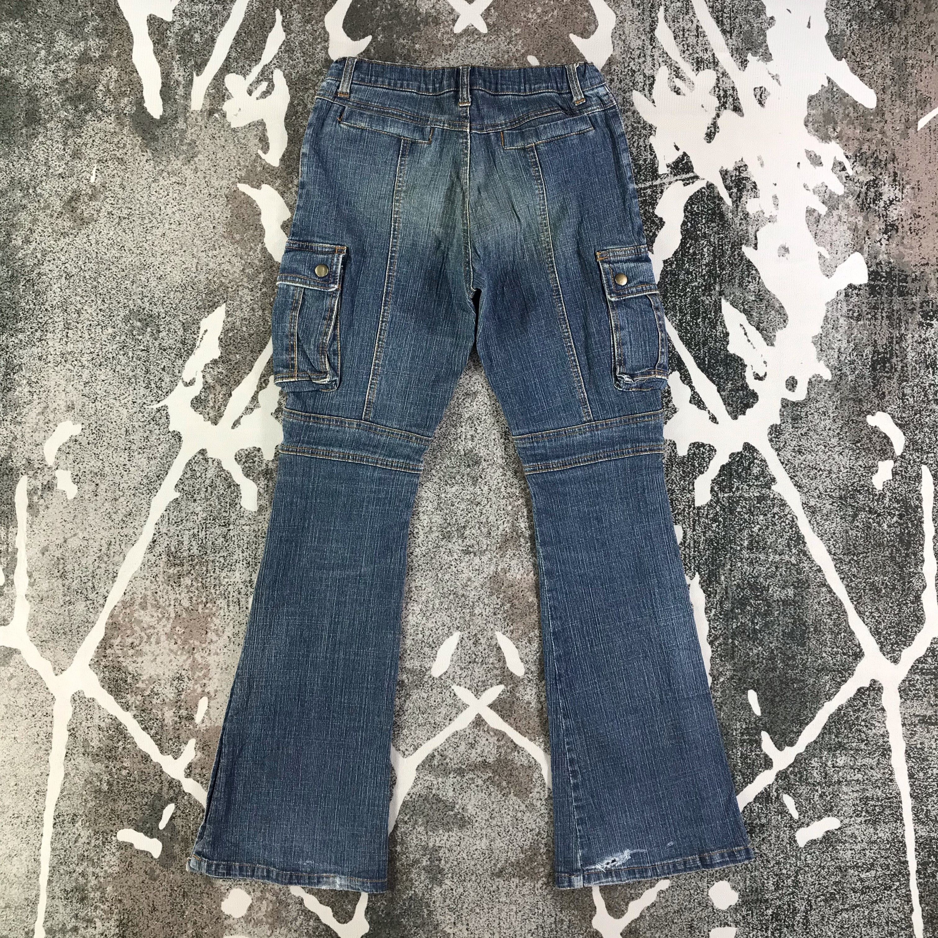 Japanese Brand Vintage Japanese Brand Cargo Denim Flared Jeans KJ2023 Size 25" / US 0 / IT 36 - 2 Thumbnail