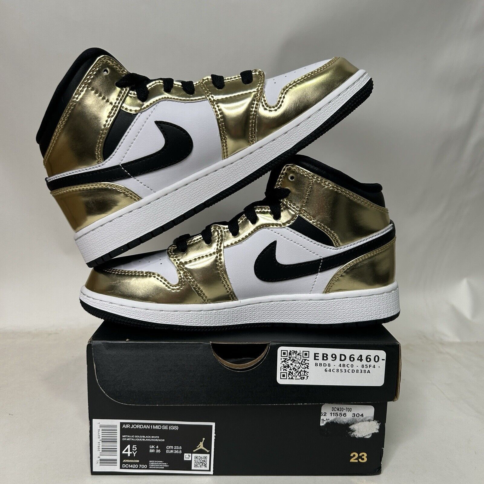 Jordan Brand Nike Shoes Air Jordan 1 Retro Mid SE “Metallic Gold” 2024 Size US 6 / IT 36 - 3 Thumbnail