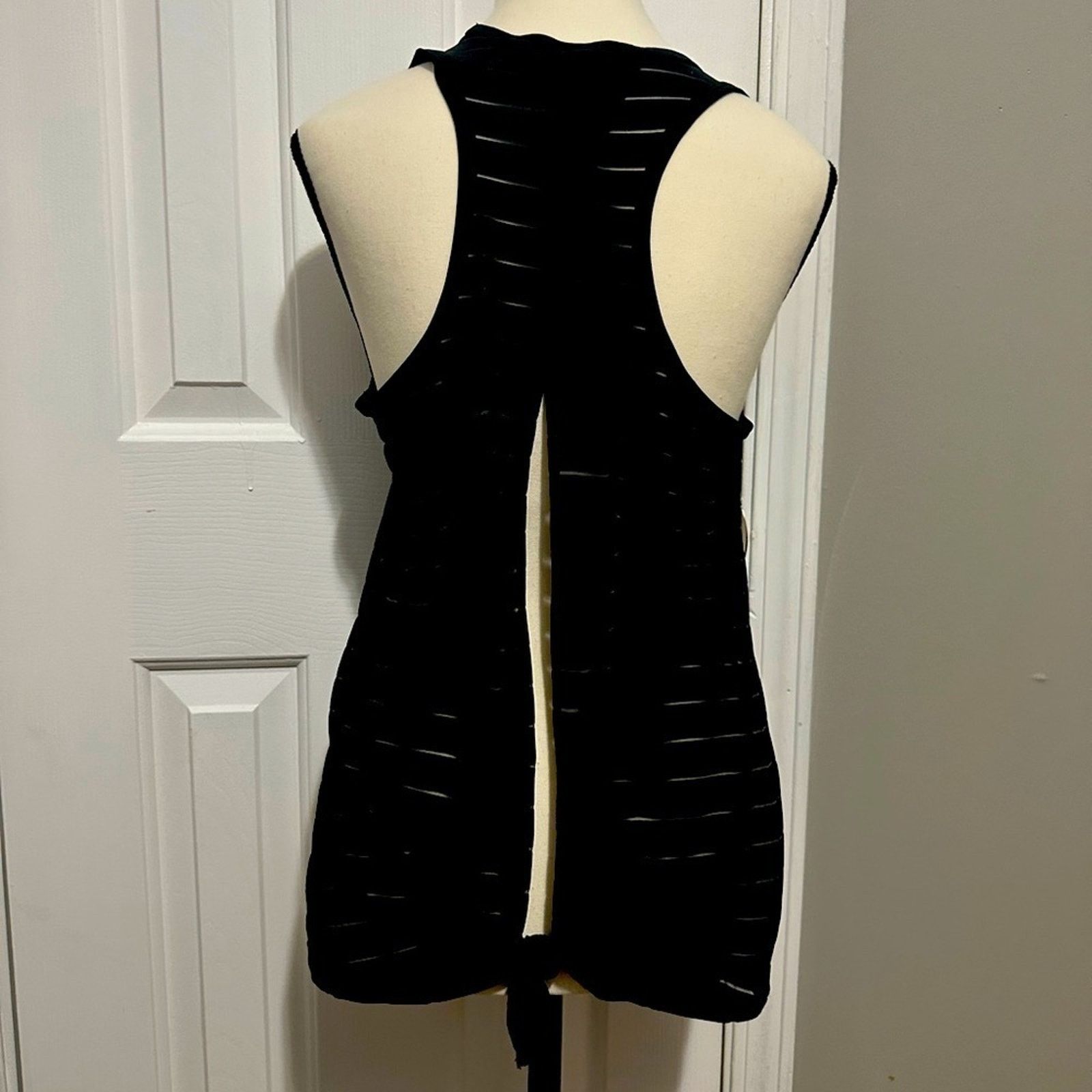 Other Women Small Yoga Tank Top Size S / US 4 / IT 40 - 2 Thumbnail