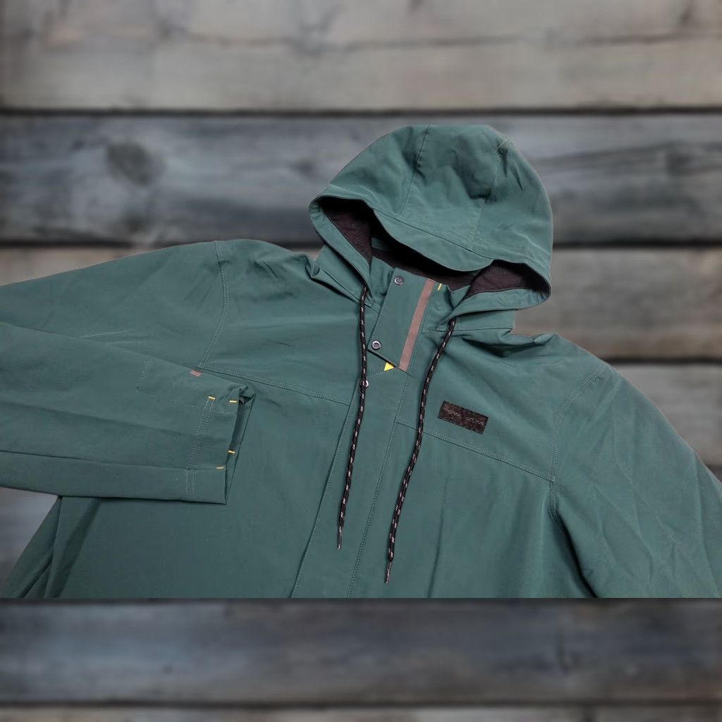 PEARL iZUMi Pearl Izumi Windbreaker Jacket Mens XL Green Hooded Reflective Softshell Cycling Windbreaker Jacket Size US XL / EU 56 / 4 - 1 Thumbnail