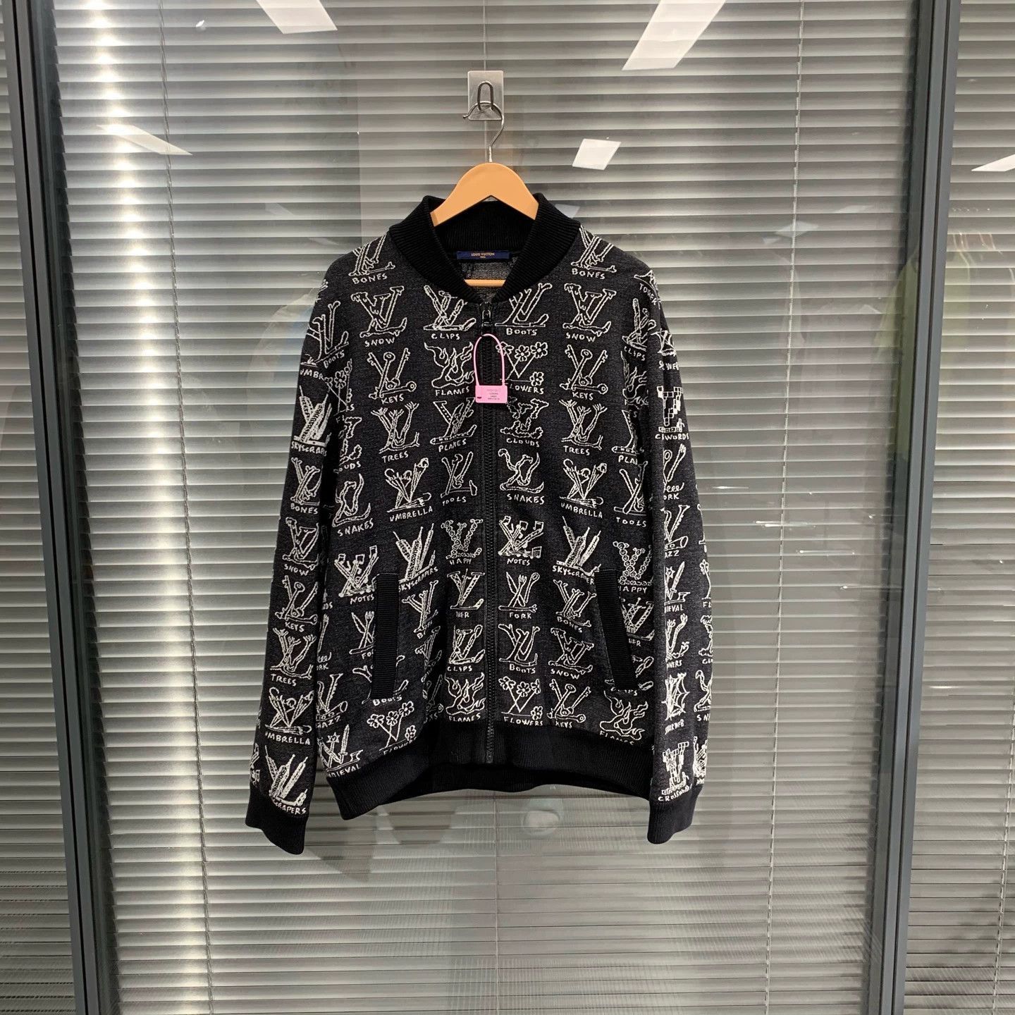 Louis Vuitton Black XL Printed Bomber Jacket Size US XL / EU 56 / 4 - 1 Thumbnail