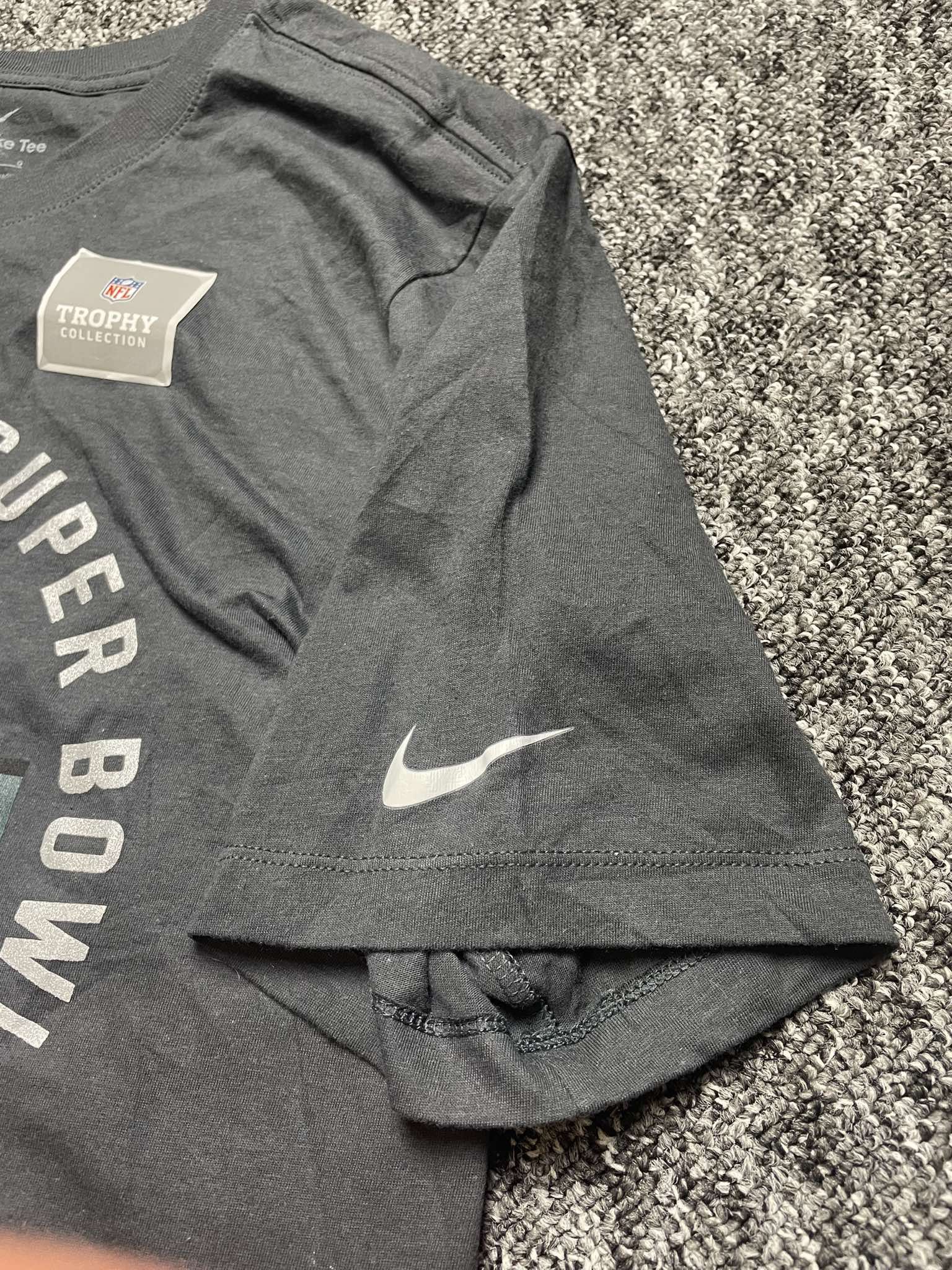 Nike × Vintage Tshirt basic Nike solo swoosh sportswear NFL Fly Eagles Fly Size US L / EU 52-54 / 3 - 3 Thumbnail