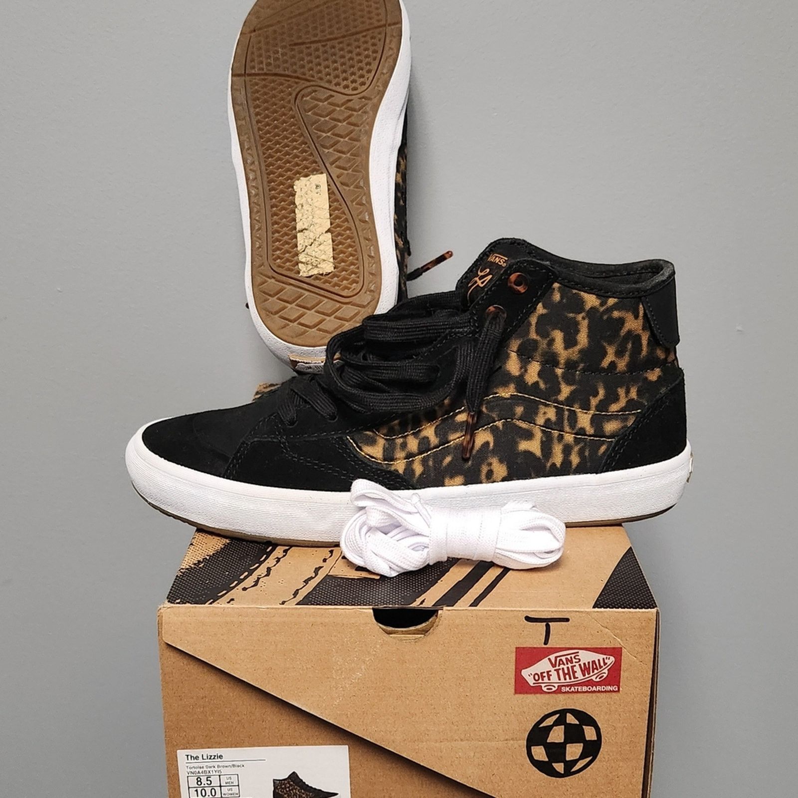 Vans NWOT Van's The Lizzie Tortoise Black Womens 10 Size US 10 / IT 40 - 1 Thumbnail